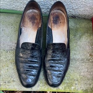 Salvatore Ferragamo Classic Black Leather Women's Loafers